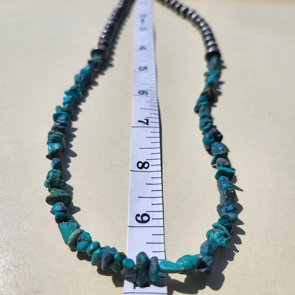 Vintage Faux Navajo Pearl and Turquoise Chip Necklace Blue Silver Tone